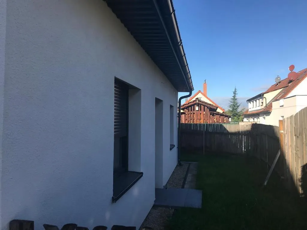 Bezauberndes Gaestehaus Mit Terrasse Nürnberg